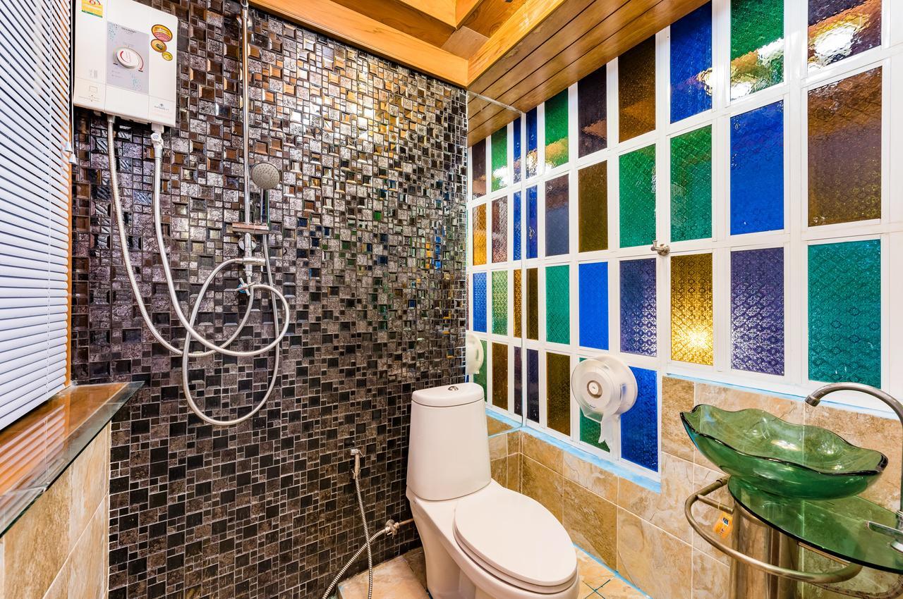 Baan Ratchapruek Villa Phuket Dış mekan fotoğraf