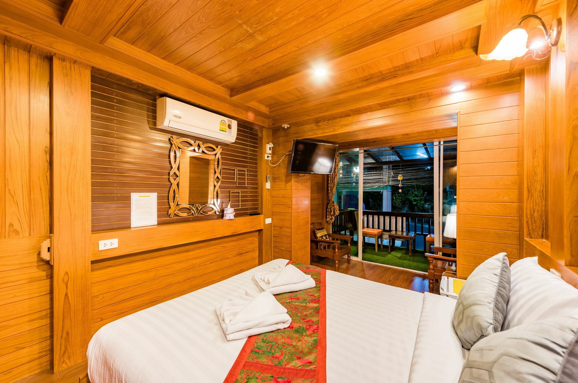 Baan Ratchapruek Villa Phuket Dış mekan fotoğraf